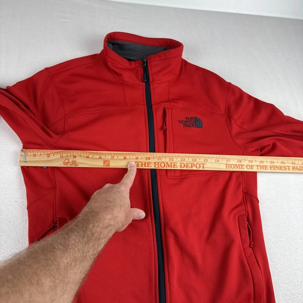 North Face Mens Red Softshell Full Zip Jacket Small Pockets Casual comfort